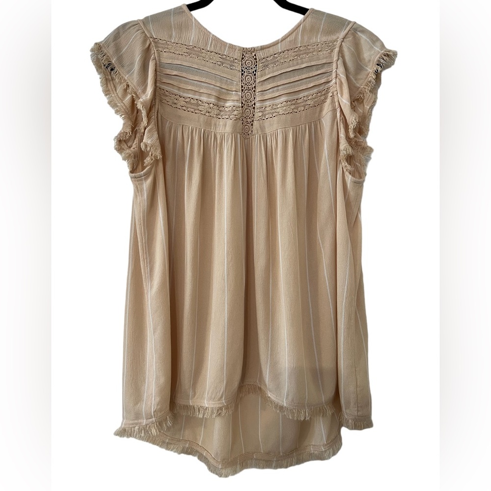 True Craft Peach & White Vertical Pinstripe Flutter Sleeve Top w/ Lace Accents